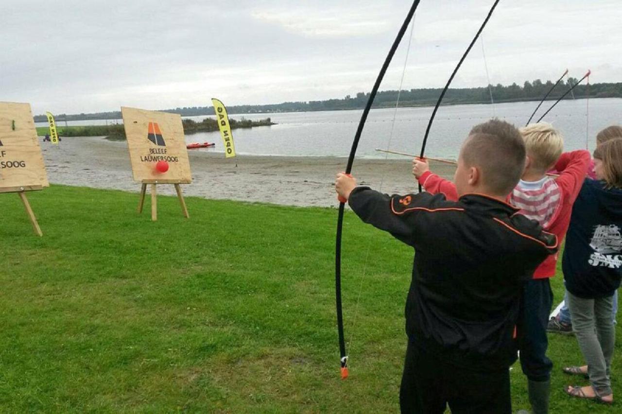 Chalet Op Camping Lauwersoog Met 3 Slaapkamers En Vaatwasser - Joycasa Bagian luar foto