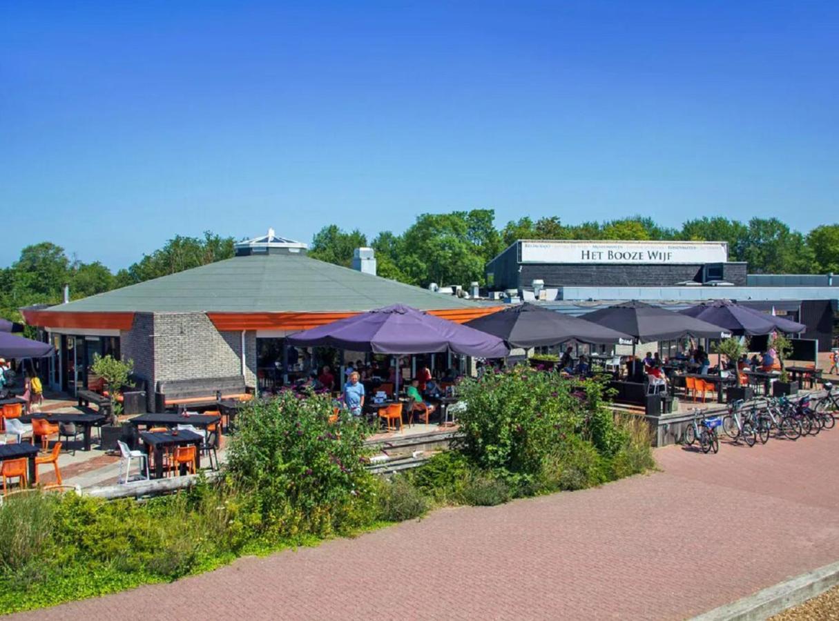 Chalet Op Camping Lauwersoog Met 3 Slaapkamers En Vaatwasser - Joycasa Bagian luar foto